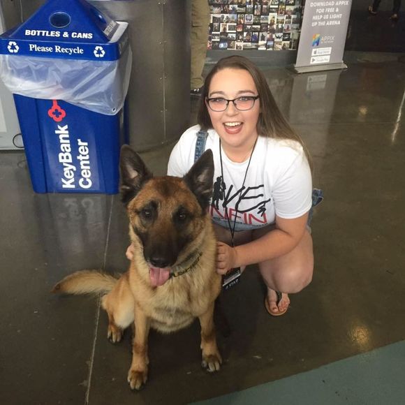 Meet your Posher, Emilie - Picture 1 of 1